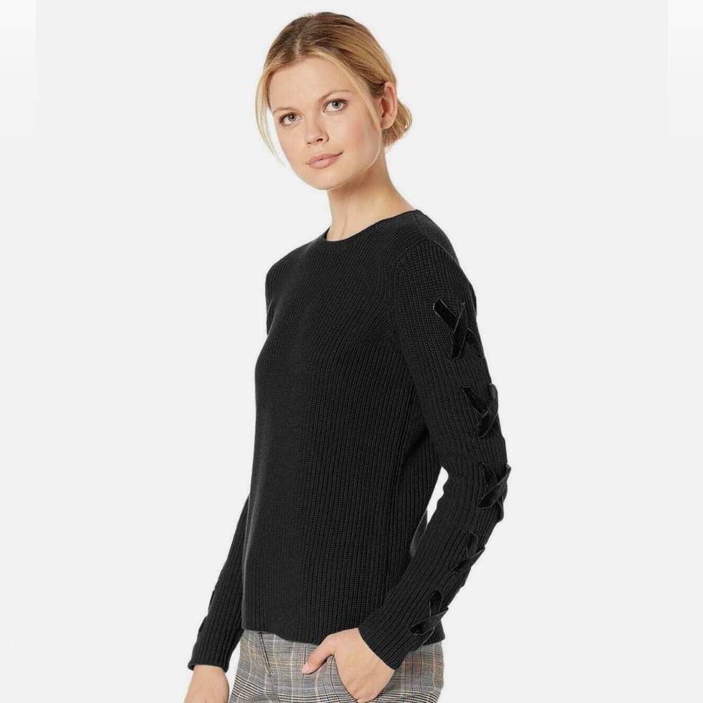NWT Lauren Ralph Lauren Black Sweater with velvet sleeve Detailing Size Medium